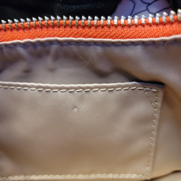 Coach Poppy HandBag - Picture 9 of 11